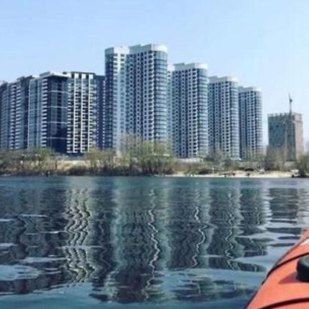 Жк Заречный Метро Славутич Київ Екстер'єр фото